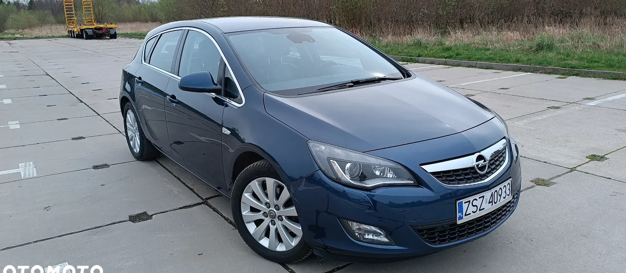 samochody osobowe Opel Astra cena 26900 przebieg: 206800, rok produkcji 2011 z Koszalin